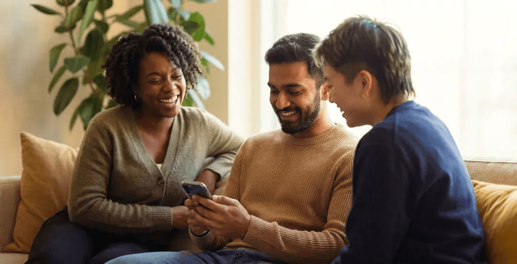 People using Darwin across a connected network